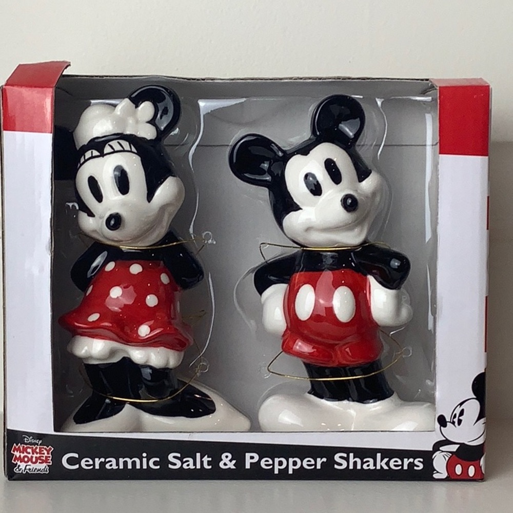 Disney Mickey Mouse & Friends Salt & Pepper Shaker